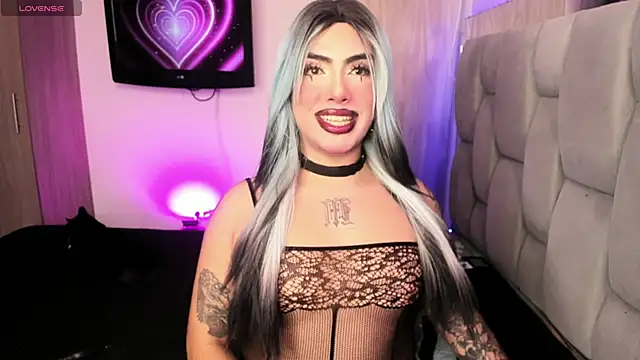 Sophie whitexxx online show from January 11, 6:04 pm