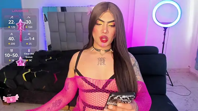 Sophie whitexxx online show from July 5, 7:10 pm