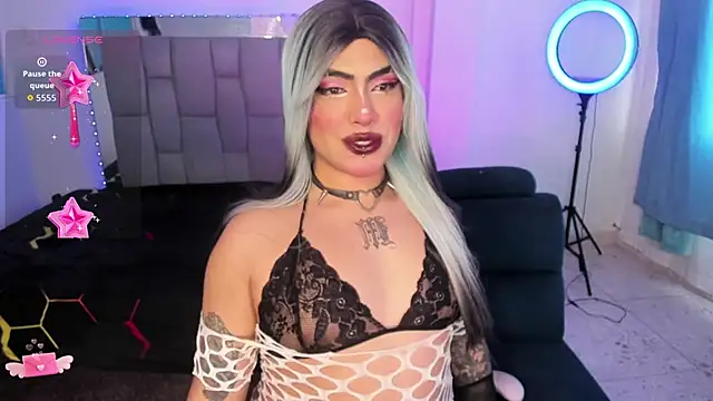 Sophie whitexxx online show from June 15, 7:46 pm