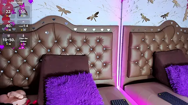 Snapshot of ANDROMEEDA chatting on September 21, 8:19 am ANDROMEEDA online show from September 21, 8:19 am