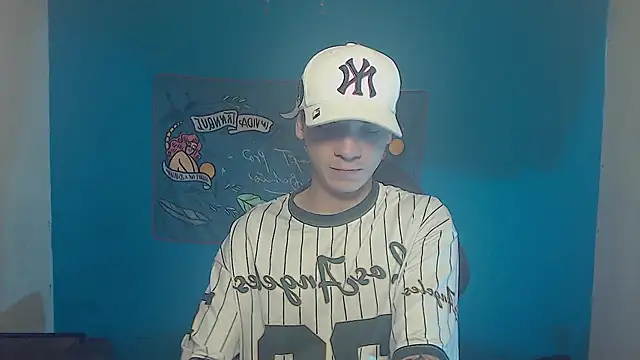 Snapshot of Burperking420_ chatting on May 26, 7:12 pm Burperking420 online show from May 26, 7:12 pm