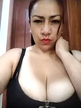 Snapshot of Carlasm- chatting on November 15, 2:32 pm Carlasm- online show from November 15, 2:32 pm