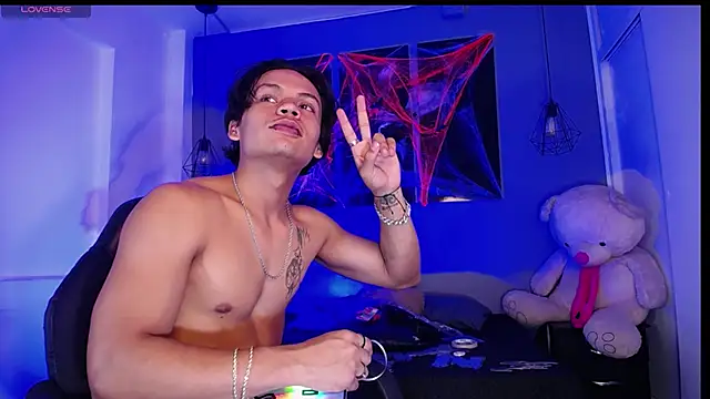 Draco collins online show from October 22, 8:30 pm