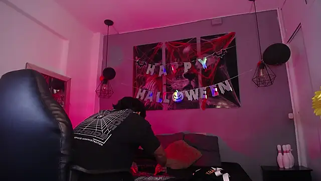 Draco collins online show from October 31, 8:27 pm