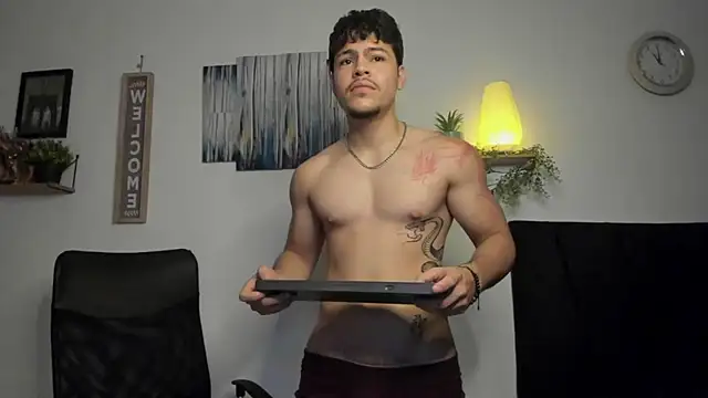 Snapshot of ares_parker2 chatting on October 23, 6:01 am ares parker2 online show from October 23, 6:01 am