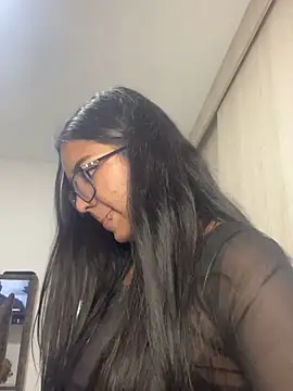 Snapshot of sofi_grisaless chatting on October 5, 2:57 am sofi grisaless online show from October 5, 2:57 am