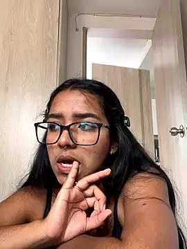 Snapshot of sofi_grisaless chatting on October 2, 4:43 pm sofi grisaless online show from October 2, 4:43 pm