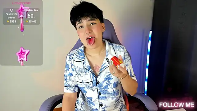 emma cute7 online show from December 17, 3:00 am