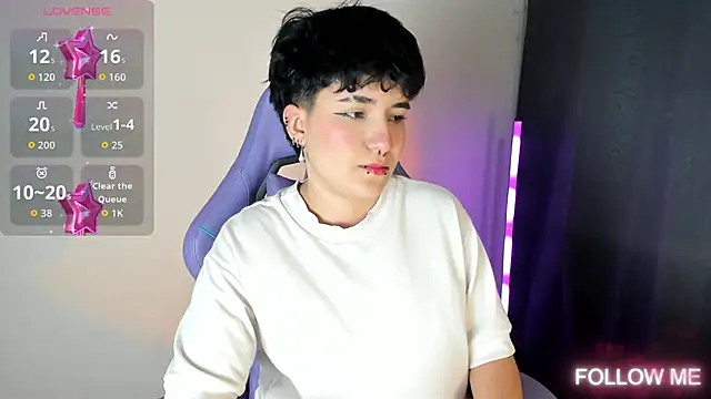 emma cute7 online show from December 19, 1:09 am