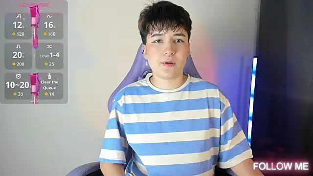 Snapshot of emma_cute7 chatting on November 20, 6:47 am emma cute7 online show from November 20, 6:47 am