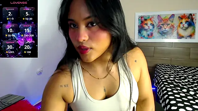 bella warzon online show from May 9, 1:31 am