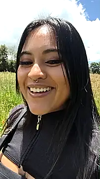 bella warzon online show from March 19, 4:29 pm