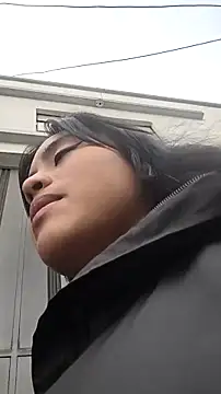 bella warzon online show from November 18, 9:18 pm