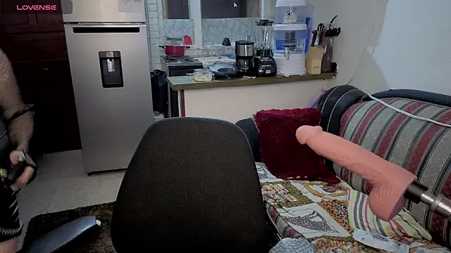 Snapshot of freyaa_sorcerees chatting on October 31, 5:04 am freyaa sorcerees online show from October 31, 5:04 am