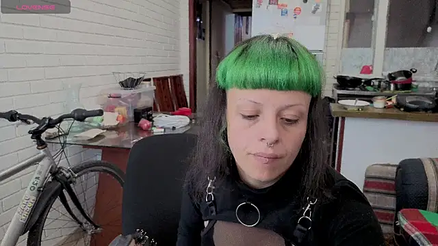 Snapshot of freyaa_sorcerees chatting on November 12, 2:54 pm freyaa sorcerees online show from November 12, 2:54 pm