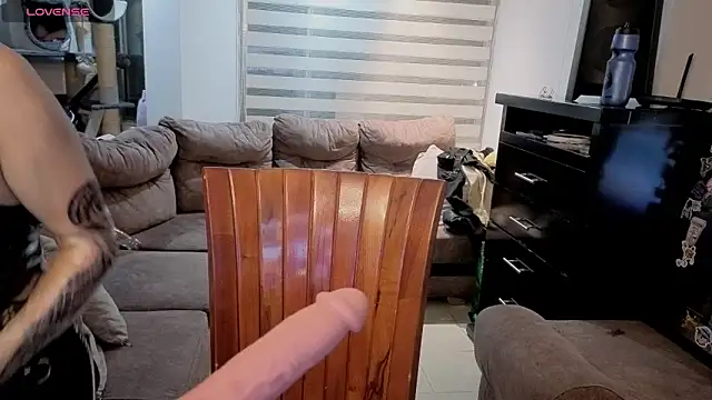 freyaa sorcerees online show from February 25, 5:51 am