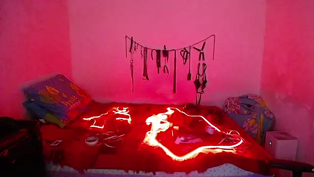 Snapshot of freyaa_sorcerees chatting on March 17, 5:45 am freyaa sorcerees online show from March 17, 5:45 am