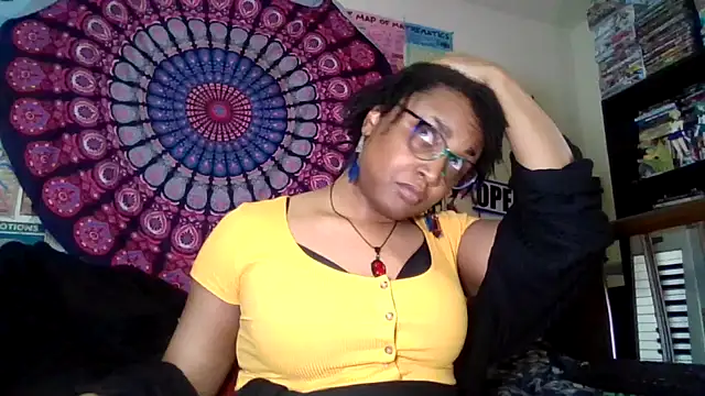 GardeniaFields online show from May 13, 3:57 am