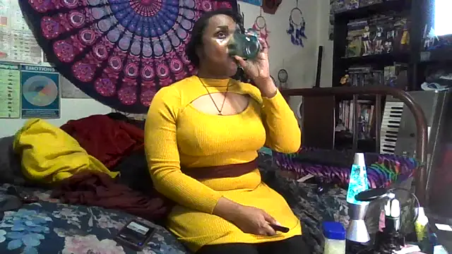 GardeniaFields online show from November 21, 4:44 am