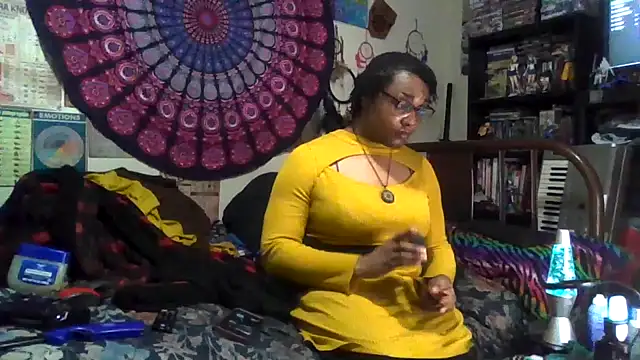 GardeniaFields online show from November 24, 12:32 am