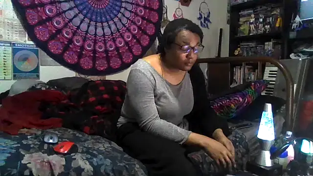 GardeniaFields online show from November 14, 5:11 am