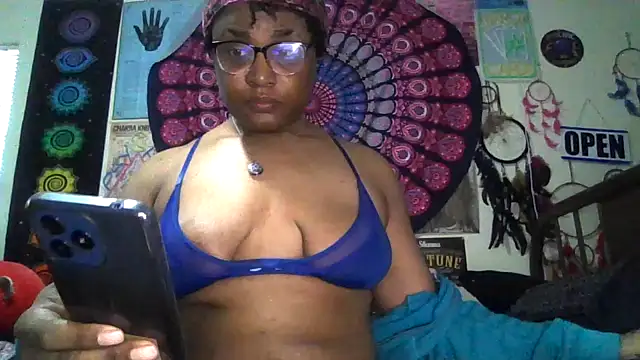 GardeniaFields online show from February 26, 11:05 pm