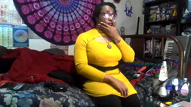 GardeniaFields online show from November 22, 5:50 am