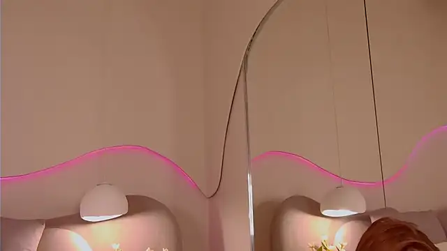 MiraBliss online show from February 8, 7:55 pm