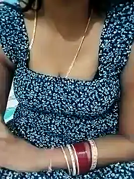 Snapshot of rajeenasaiyad chatting on March 14, 11:34 am rajeenasaiyad online show from March 14, 11:34 am