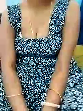 Snapshot of rajeenasaiyad chatting on March 9, 4:16 am rajeenasaiyad online show from March 9, 4:16 am