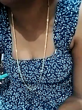 Snapshot of rajeenasaiyad chatting on March 10, 4:14 pm rajeenasaiyad online show from March 10, 4:14 pm