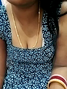 Snapshot of rajeenasaiyad chatting on March 11, 6:30 am rajeenasaiyad online show from March 11, 6:30 am