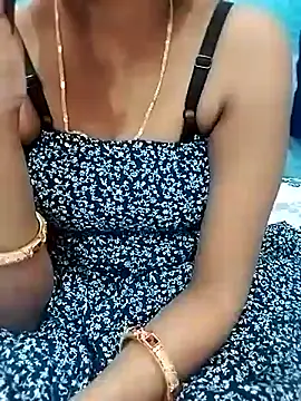 Snapshot of rajeenasaiyad chatting on March 17, 9:55 am rajeenasaiyad online show from March 17, 9:55 am