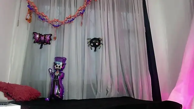 violettsuncs online show from October 10, 10:10 pm