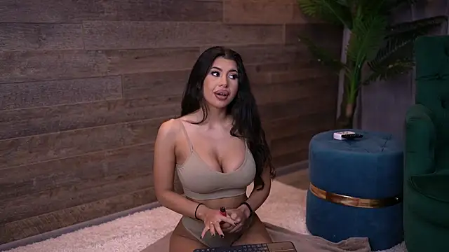 TanyaVonDe online show from December 3, 6:40 pm