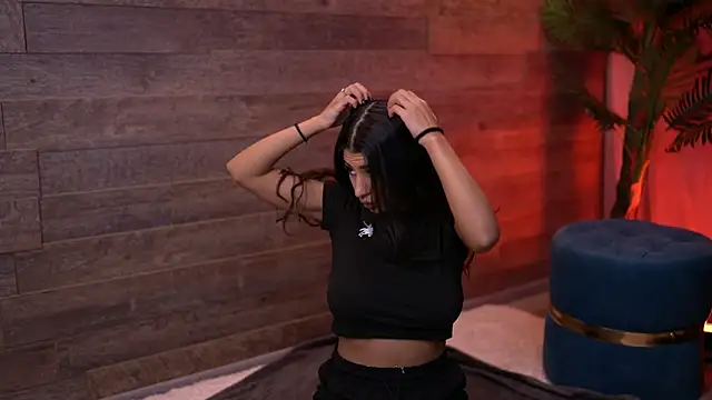 TanyaVonDe online show from November 29, 6:08 pm