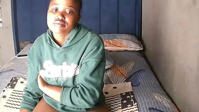 SexyShybarbie online show from April 3, 8:21 am