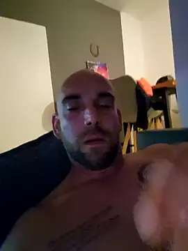 Smokeym123 online show from September 13, 9:15 pm