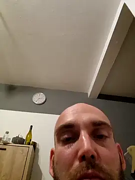 Smokeym123 online show from March 14, 1:37 am