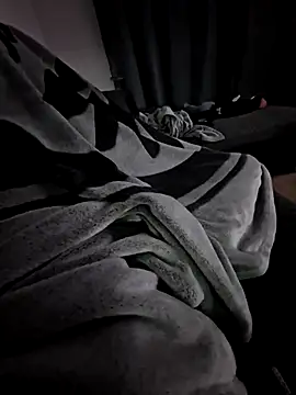 Snapshot of Smokeym123 chatting on November 21, 8:24 am Smokeym123 online show from November 21, 8:24 am