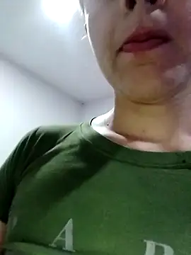 hotsexass online show from April 4, 11:17 am