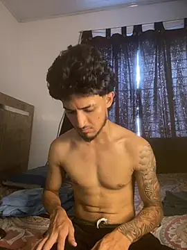 Snapshot of Zayn_kane chatting on June 14, 7:37 pm Zayn kane online show from June 14, 7:37 pm