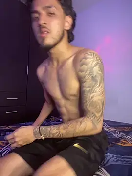 Snapshot of Zayn_kane chatting on June 20, 5:18 pm Zayn kane online show from June 20, 5:18 pm