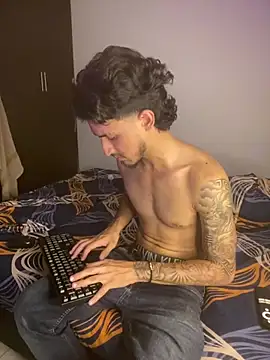 Snapshot of Zayn_kane chatting on July 17, 11:46 pm Zayn kane online show from July 17, 11:46 pm