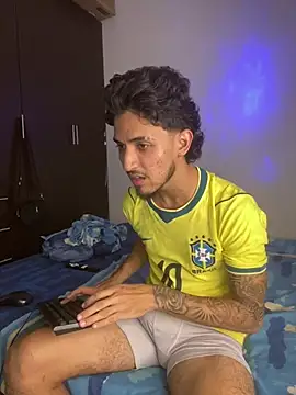 Snapshot of Zayn_kane chatting on July 5, 1:43 am Zayn kane online show from July 5, 1:43 am