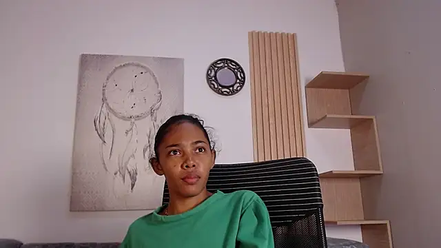 willow smitt online show from March 7, 12:43 pm