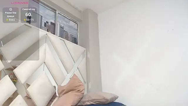 willow smitt online show from March 20, 12:28 pm