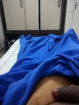 pocahontasjr online show from March 18, 5:34 am