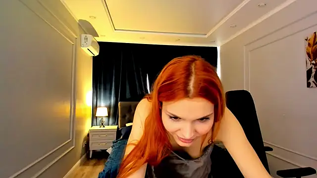 YourSweetMiley online show from March 21, 6:38 am