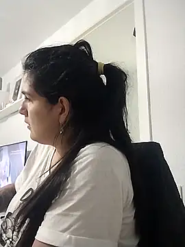 Seet Hanna online show from January 5, 5:49 pm